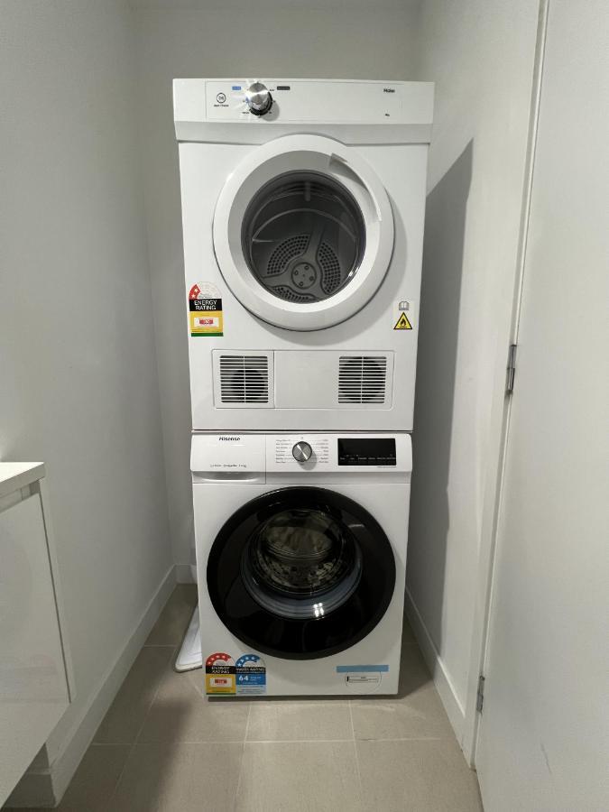 1 Brm, Sea View, Newly Renovated, Next To Crown Apartment Melbourne Luaran gambar