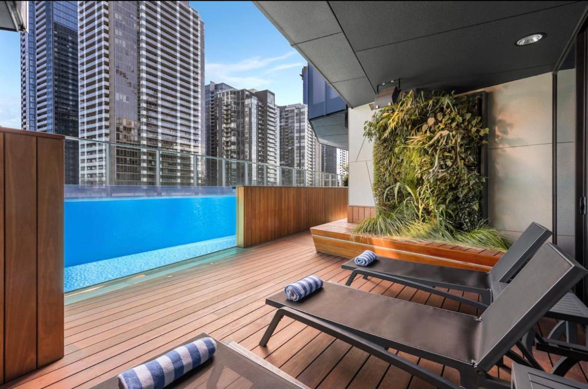 1 Brm, Sea View, Newly Renovated, Next To Crown Apartment Melbourne Luaran gambar