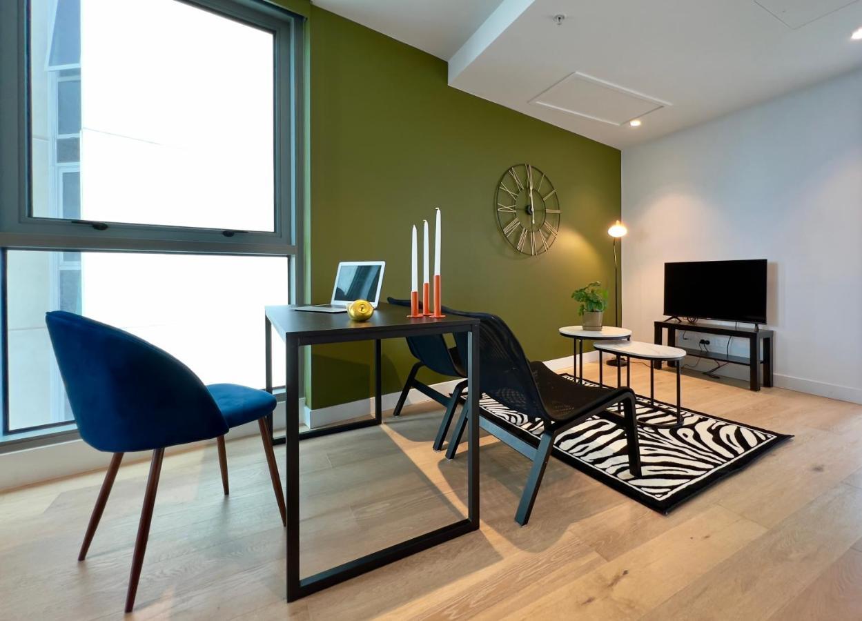 1 Brm, Sea View, Newly Renovated, Next To Crown Apartment Melbourne Luaran gambar